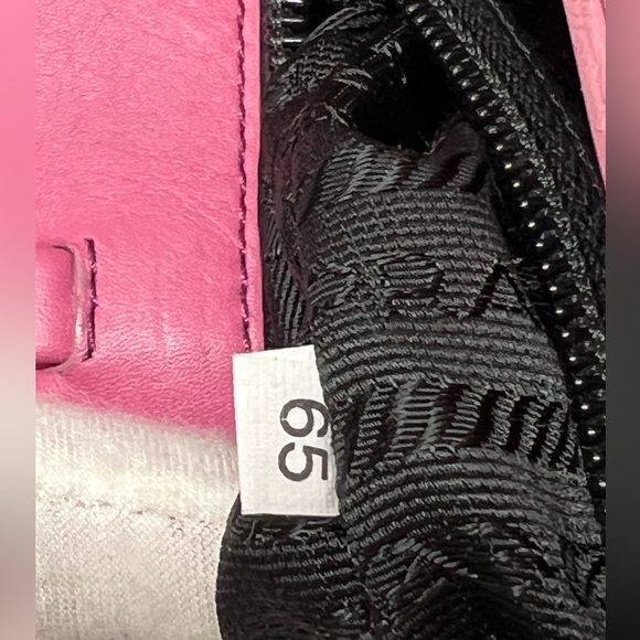 Prada Pink Wool Shoulder Tote Bag w/ Leather Trim on Handle-65AuthenticityCard - Picture 13 of 15